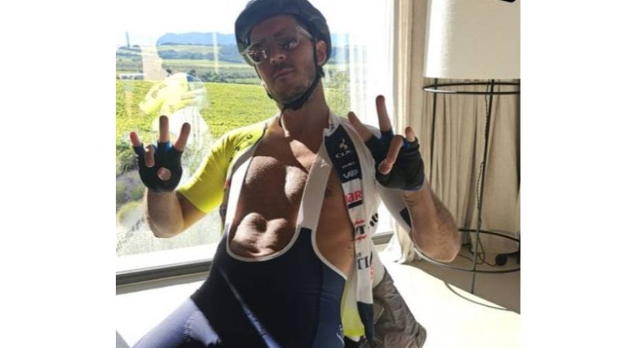  هازارد بزي فريق الدراجات 