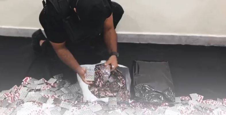 «عصابة الليريكا».. امرأة و5 رجال في قبضة السلطات الكويتية