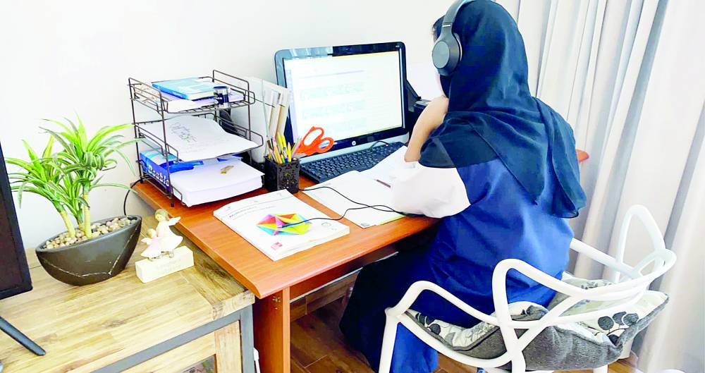  آثار جانبية ل«التعلّم عن بُعد» على الطلبة 
