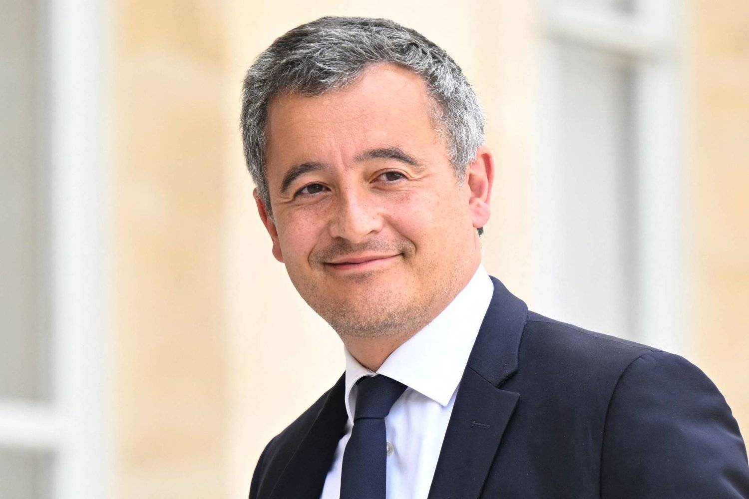 بسبب الانتخابات المبكرة.. وزير داخلية فرنسا يحذر من أعمال عنف