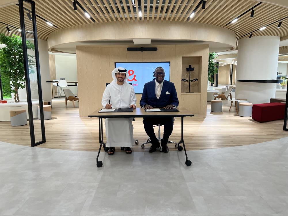 خلال توقيع المذكرة