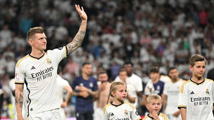 كروس يفضل تنشئة أطفاله في مدريد