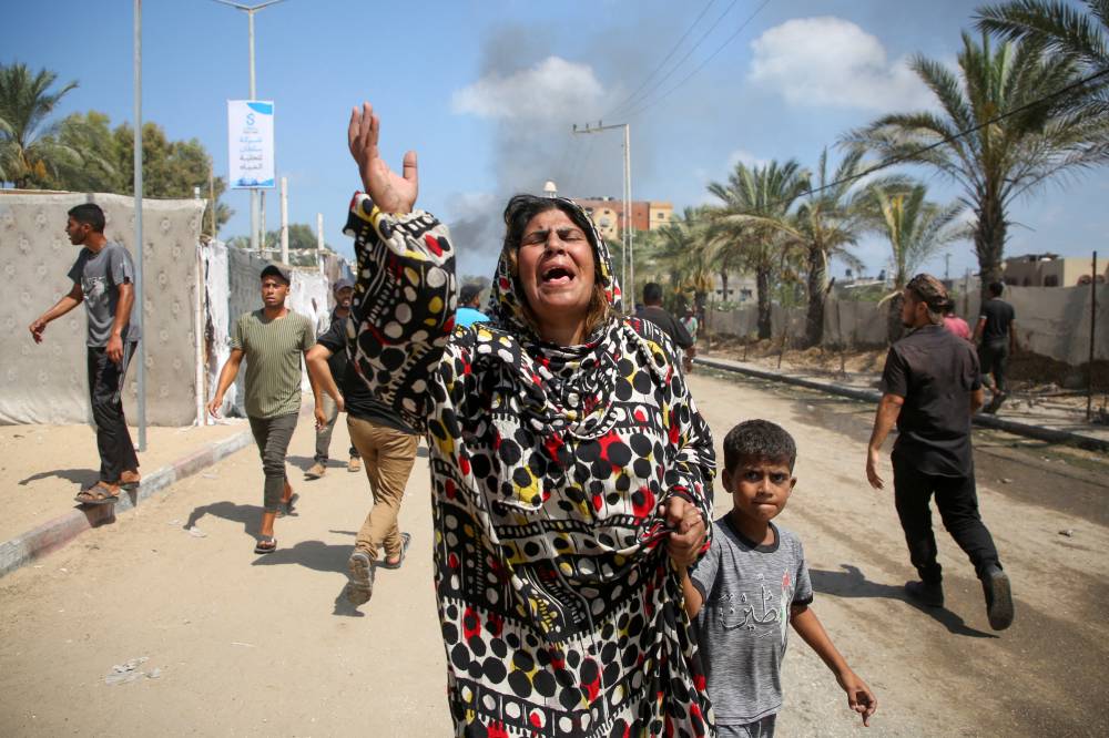 الجيش الإسرائيلي يعلن استهدف محمد الضيف ..وحماس: «كلام فارغ»