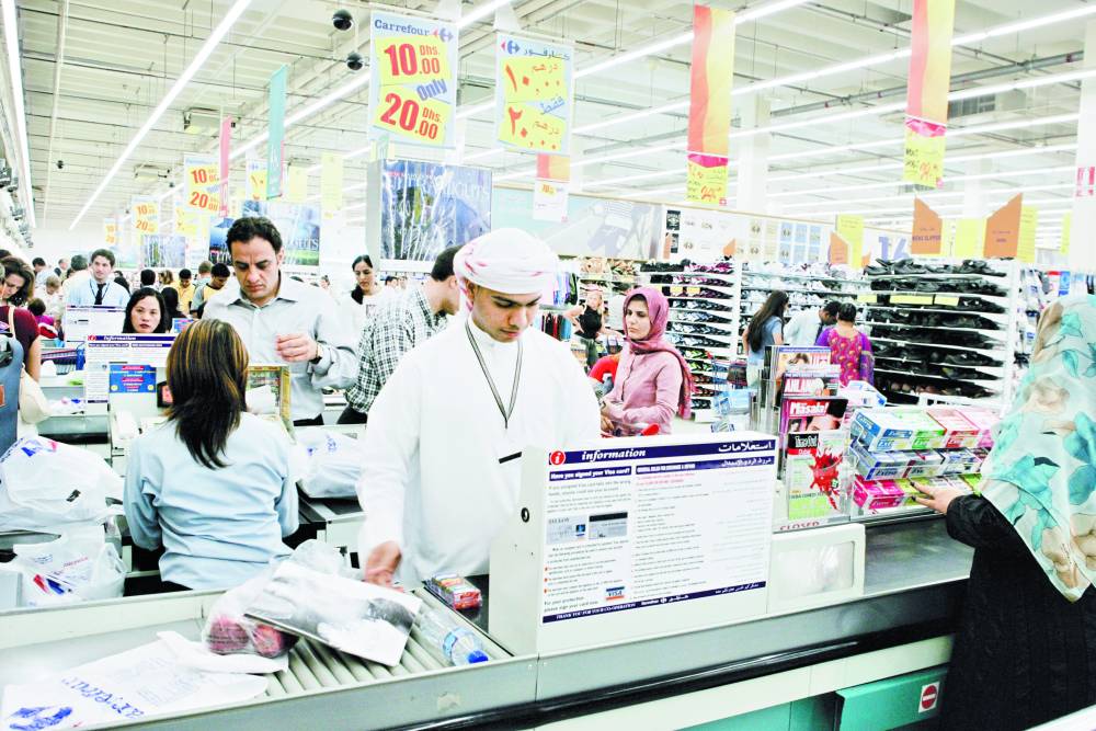 منافذ البيع تؤكد جاهزيتها للقرار مطلع يونيو المقبل