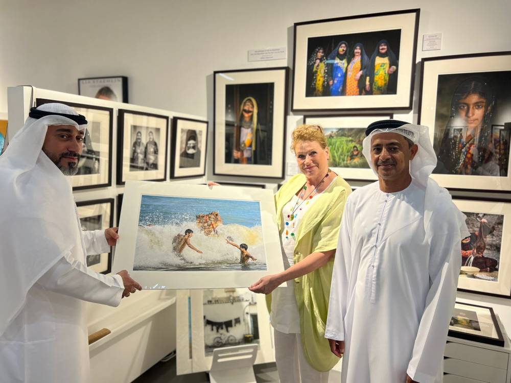 افتتاح معرض التصوير الصيفي في ديزاين جالري برأس الخيمة
