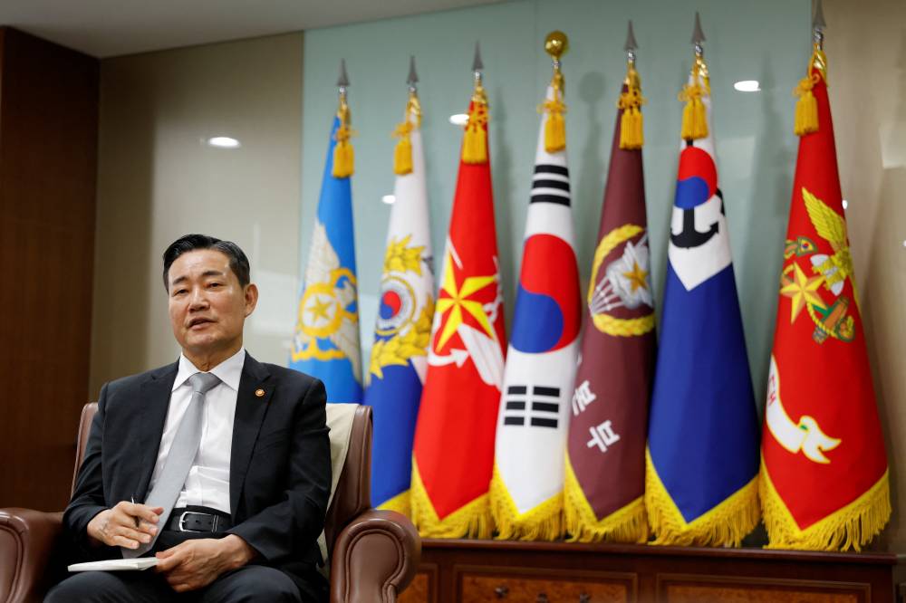 وزير الدفاع الكوري الجنوبي شين وون- سيك (رويترز)