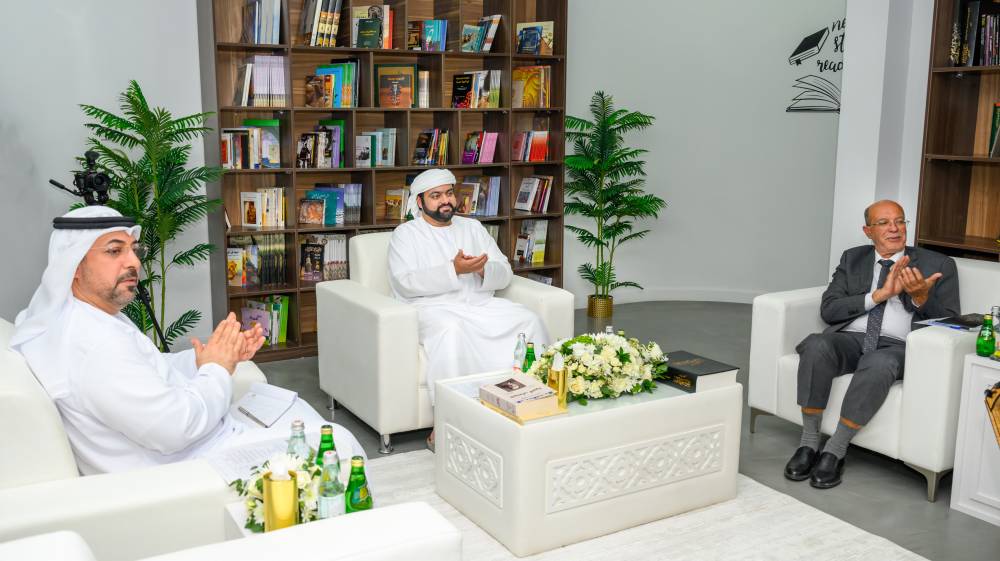 محمد بن حمد خلال الزيارة