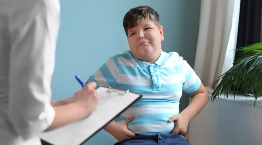 الأطفال البدناء أكثر عرضة للأمراض الجلدية