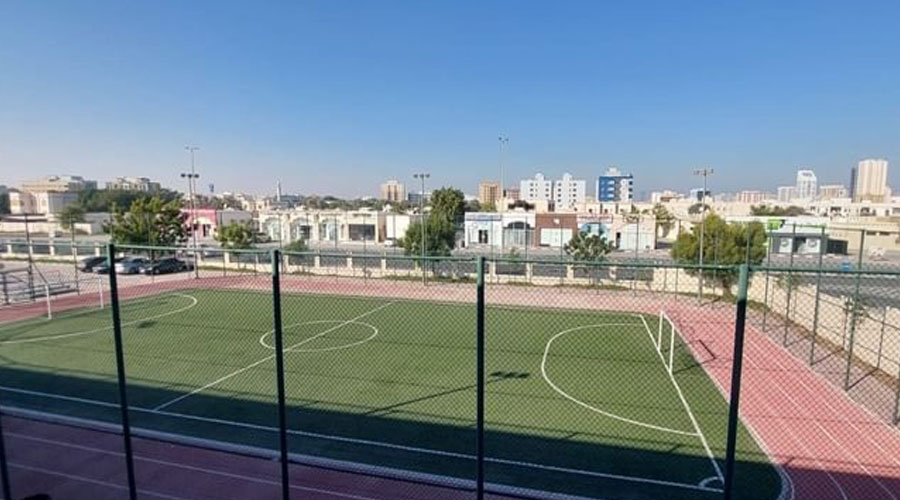 مجمّع رياضي بجامعة رأس الخيمة للطب والعلوم