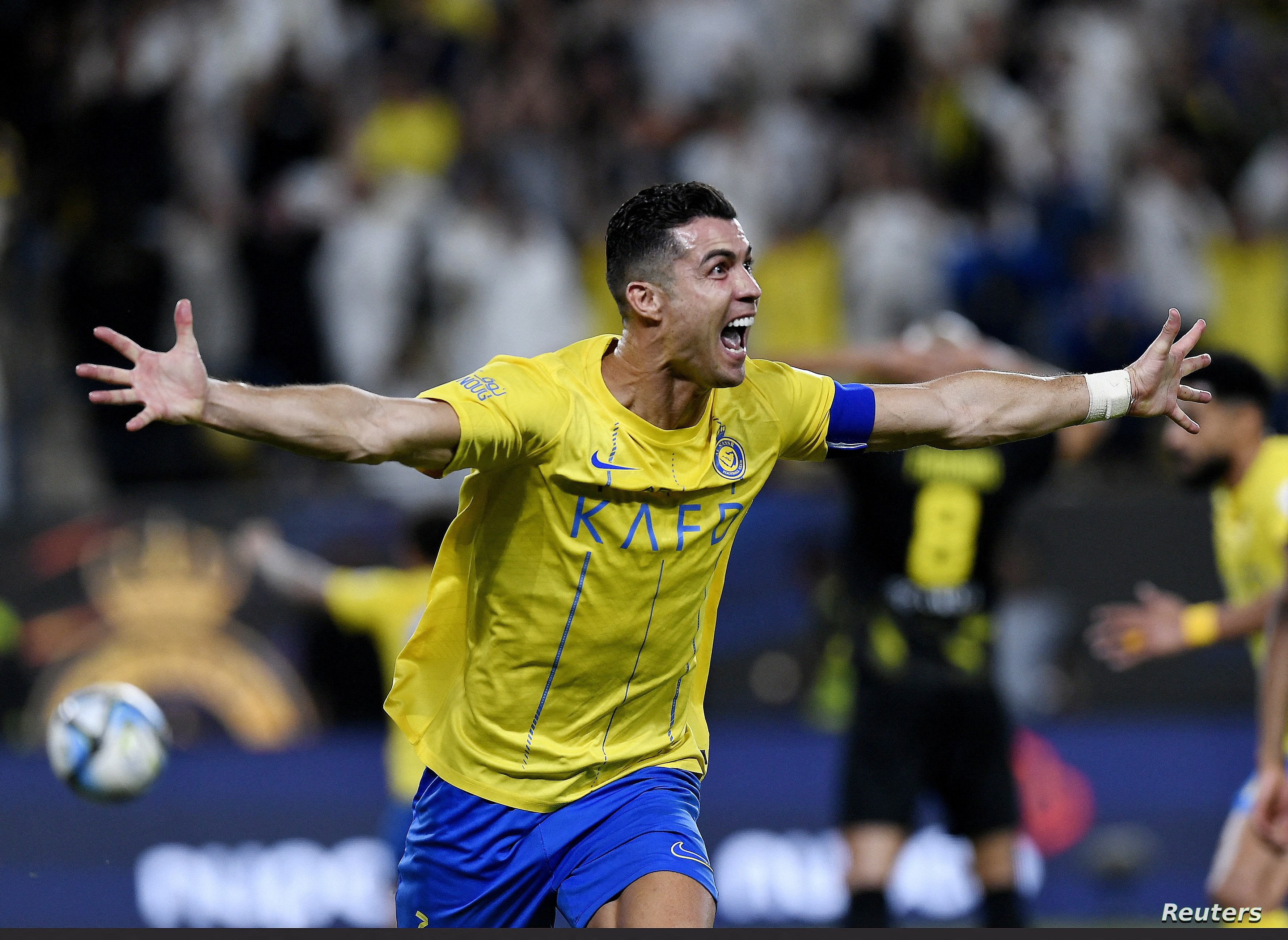 رونالدو يتحدث عن الاعتزال بألوان النصر السعودي لأنه فريق يسعده
