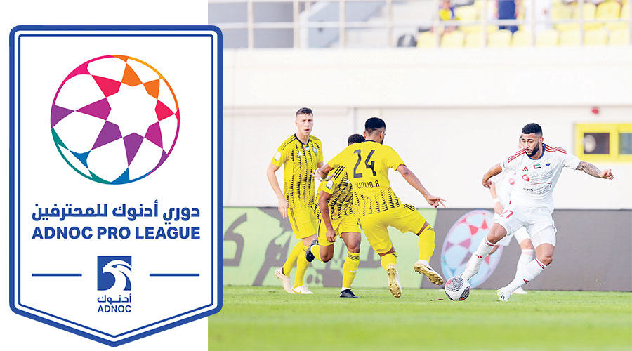 من لقاء الموسم الماضي بين الشارقة وكلباء