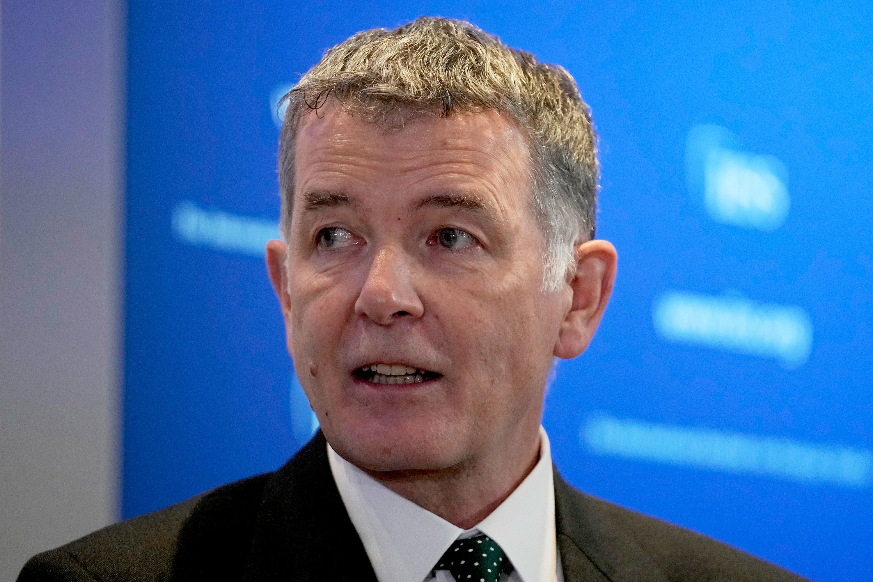 رئيس جهاز المخابرات الخارجية البريطاني (إم.آي6) ريتشارد مور 