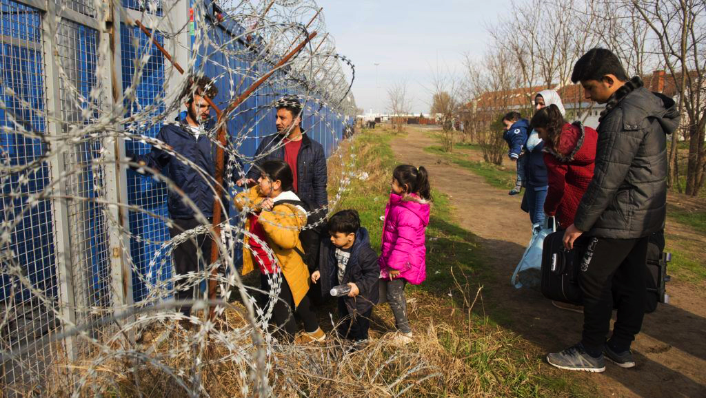 بلجيكا تندد بخطة مجرية لترحيل طالبي لجوء بالحافلات إلى بروكسل