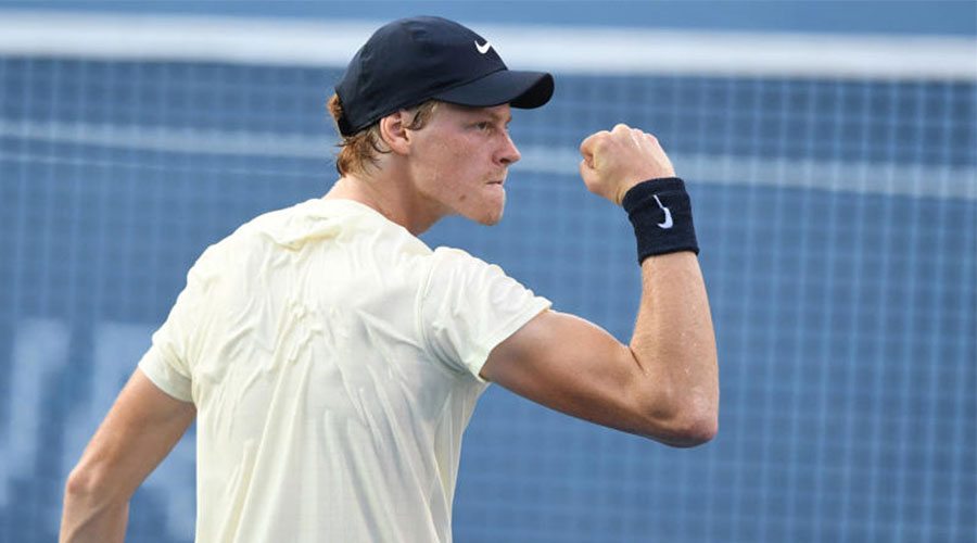 الإيطالي سينر يستعين بالمعدّ البدني السابق لديوكوفيتش