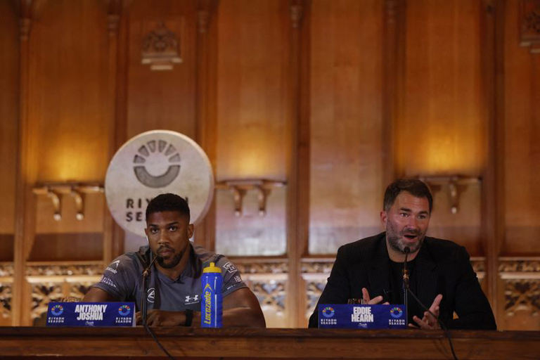 دوا يتأهبان للنزال في ويمبلي بوزن الثقيل