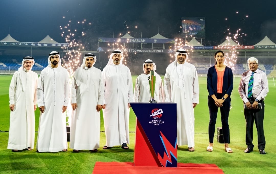  المدفع والحزامي وبوخاطر وحضور احتفالية الكشف عن كأس العالم للكريكيت