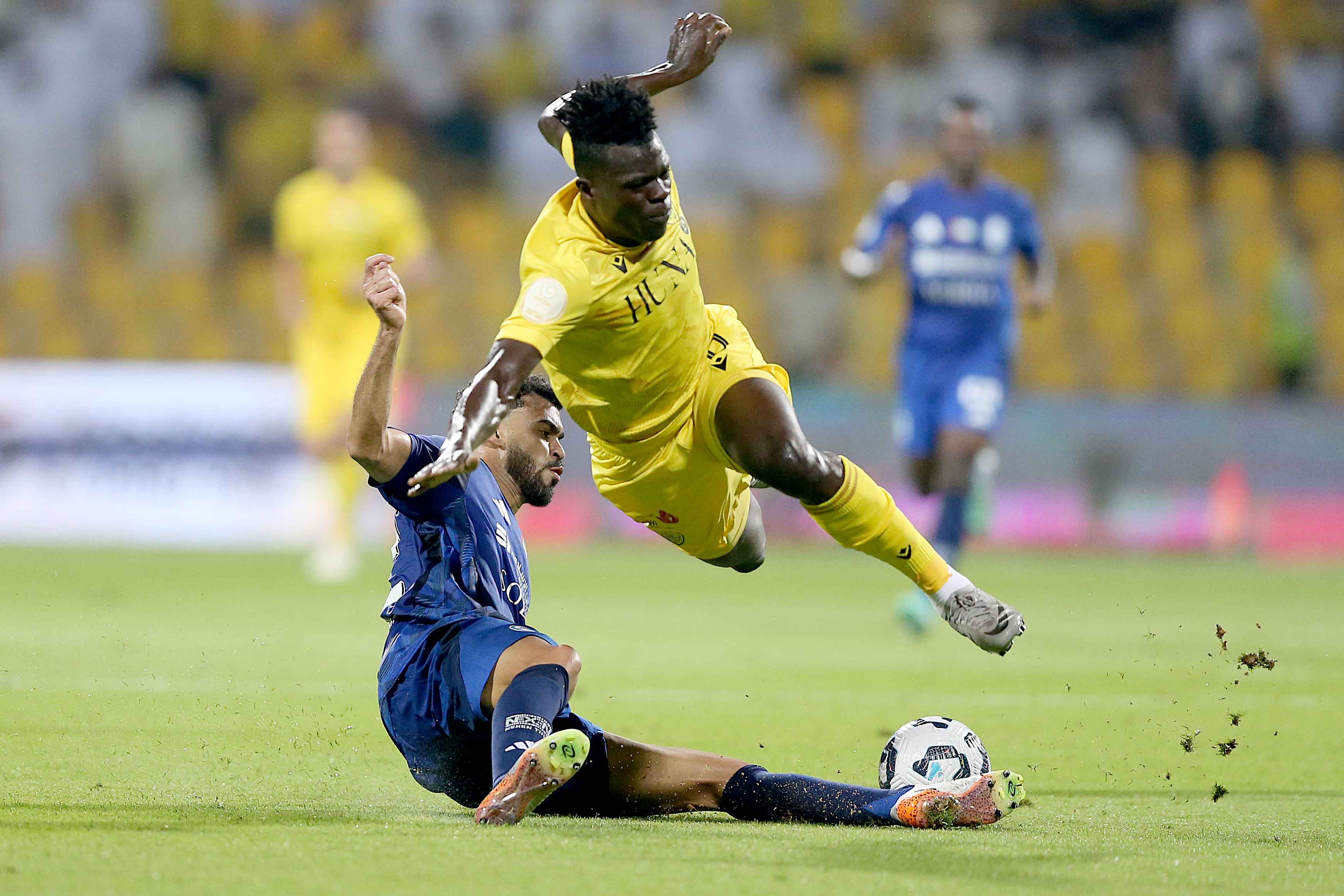 مباراة الوصل والنصر في دوري أدنوك للمحترفين  تصوير : (( هيثم الخاتم ))