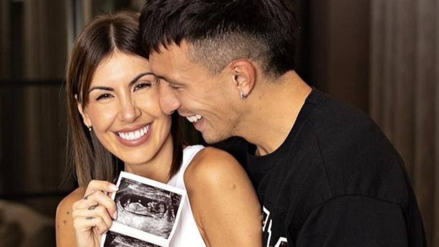 مارتينيز مع موري