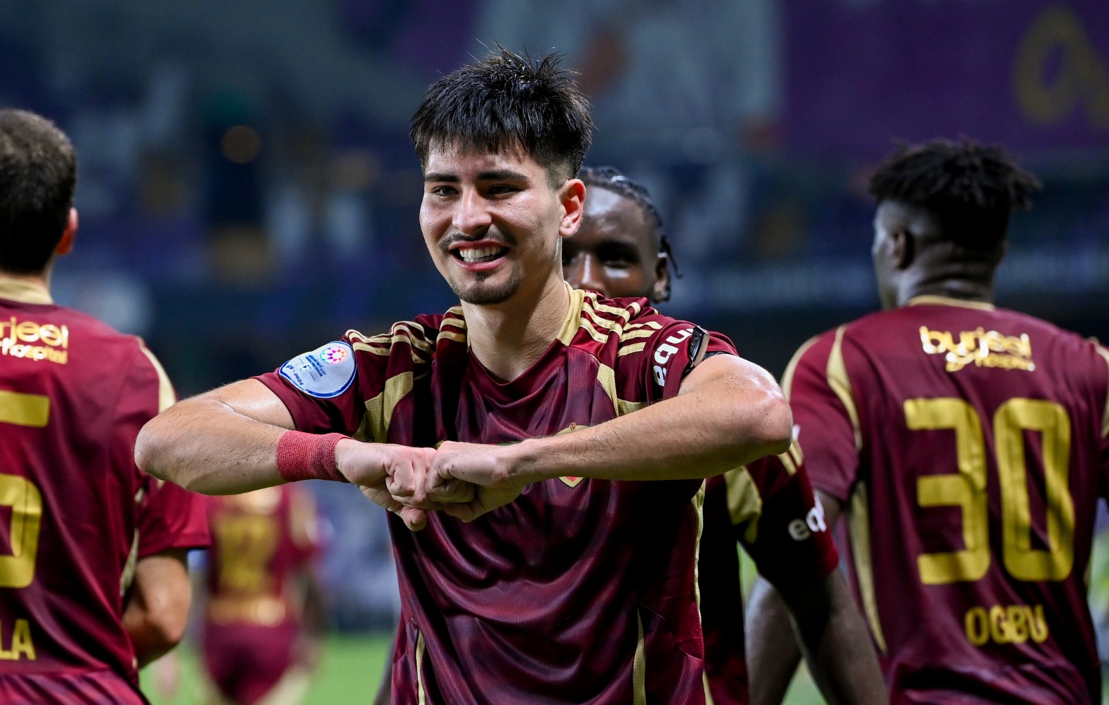 فرحة فاكوندو بهدف الفوز في 