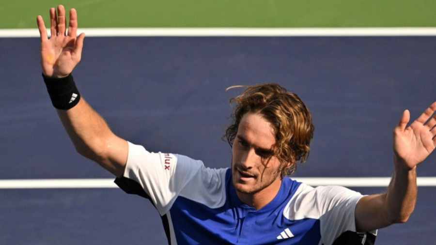 تسيتسيباس يهزم مولر ويضرب موعداً مع مدفيديف في ثمن نهائي شنغهاي للتنس