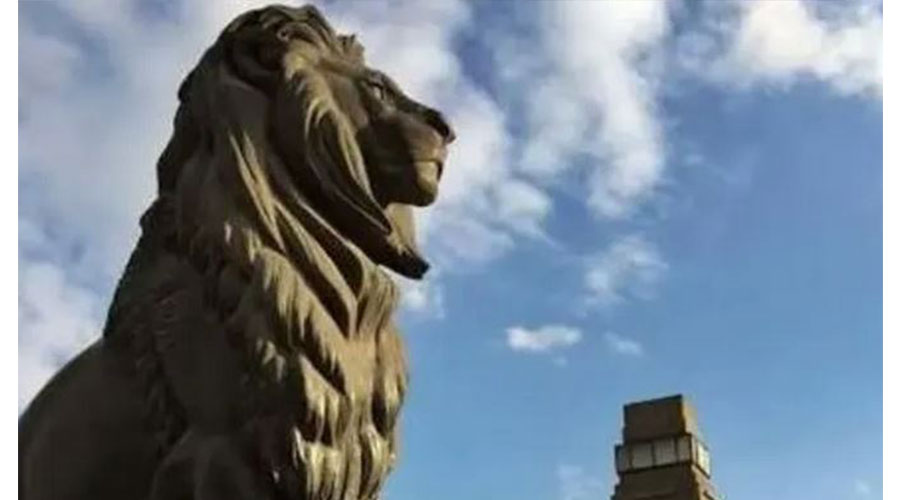 الحكومة المصرية تنفي إعادة طلاء أسود كوبري قصر النيل