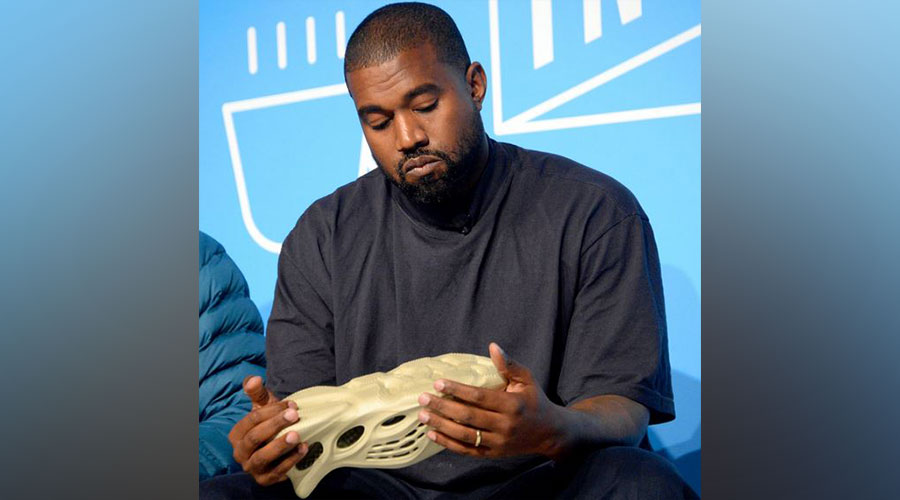 أديداس تنهي خلافها ودياً مع كانييه ويست