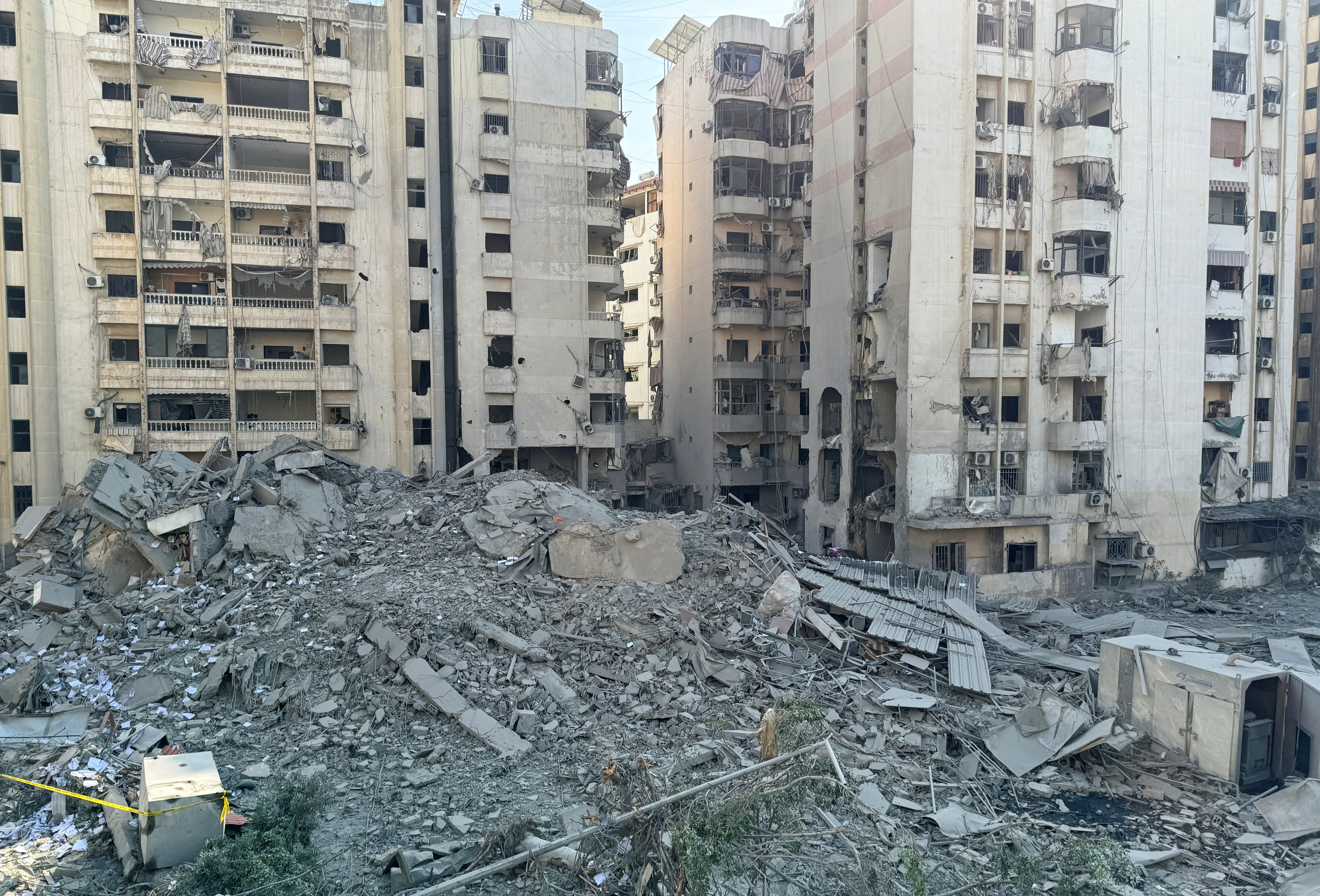 ميقاتي: قصف إسرائيل للبنان مؤشر على رفضها مساعي وقف النار