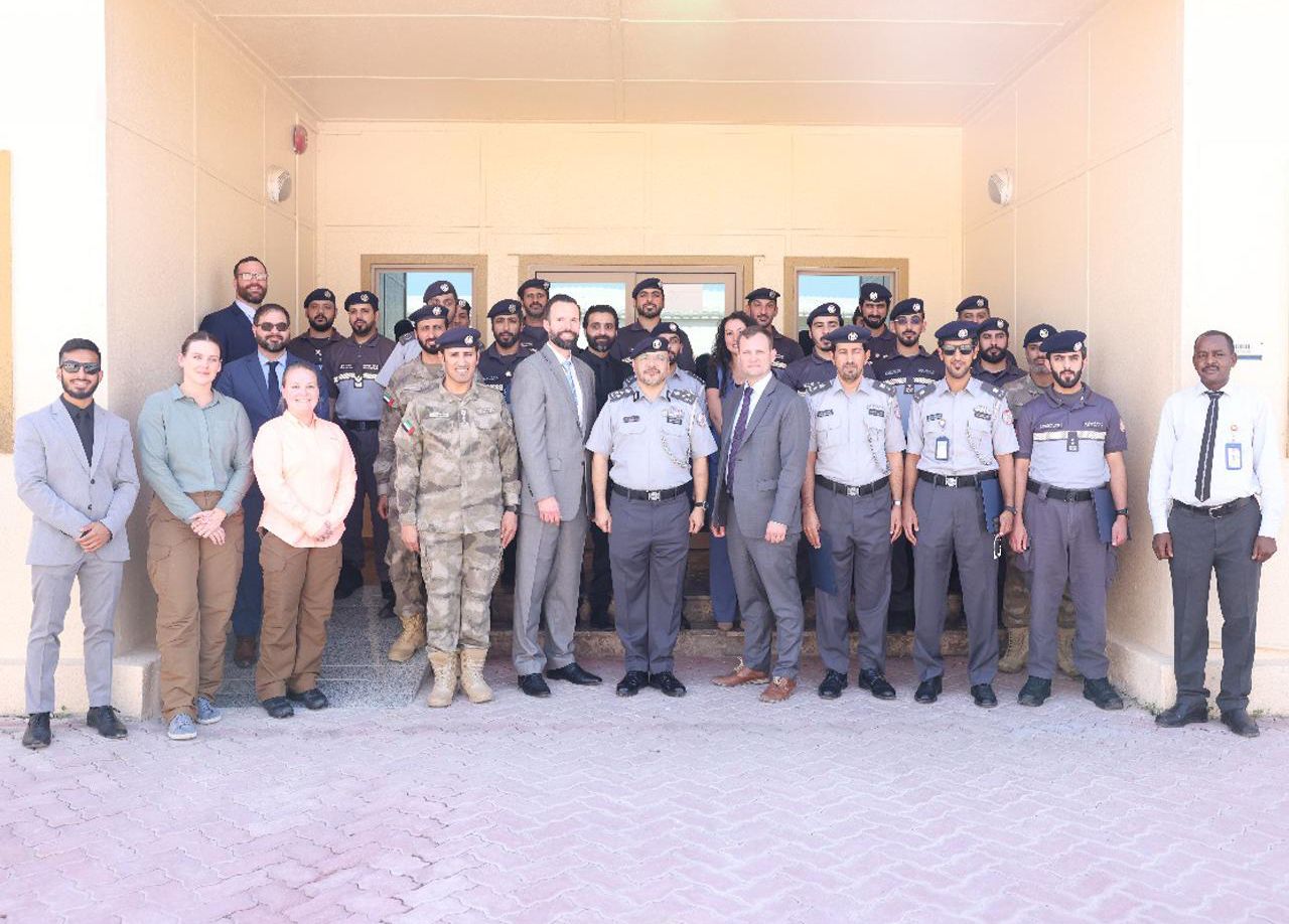 شرطة أبوظبي تؤهل 20 منتسباً في مسرح الجريمة 