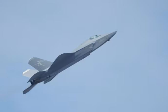 J-35A.. مقاتلة شبح صينية جديدة تثير قلقاً استراتيجياً في أمريكا