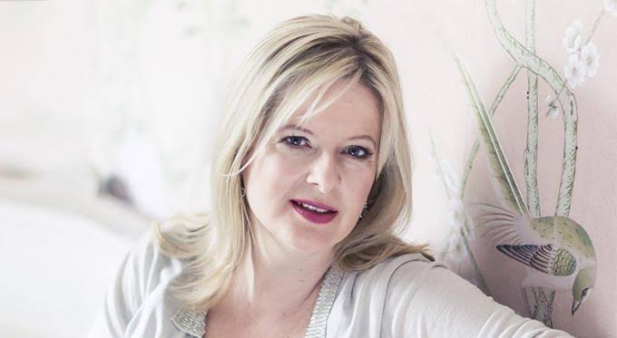 الصحفية البريطانية أليسون بيرسون