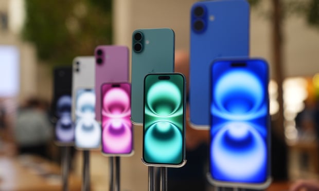 أبل تواجه دعوى قضائية بريطانية بـ3 مليارات جنيه إسترليني