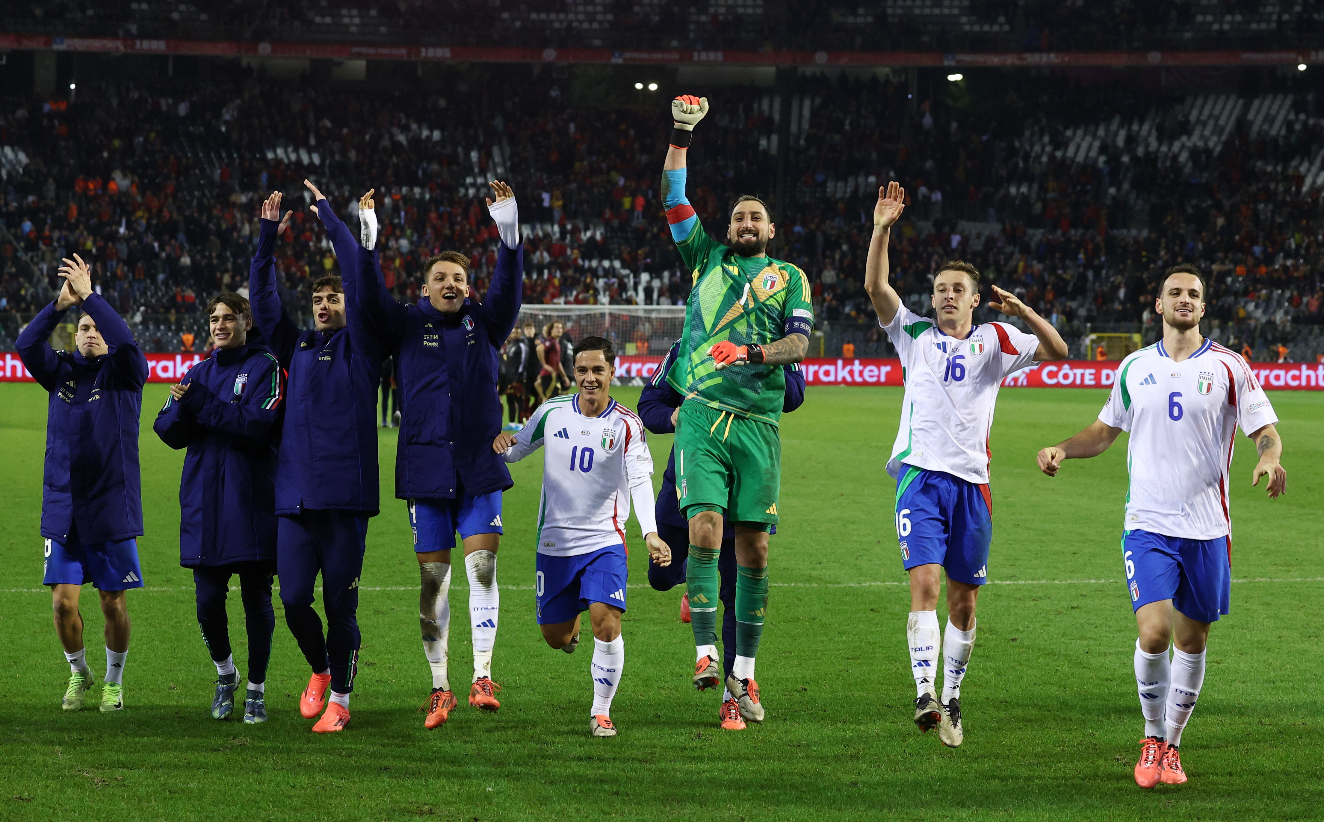 فرحة لاعبي إيطاليا