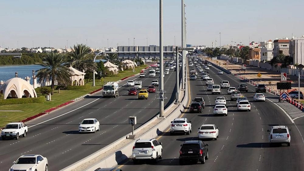 الإمارات.. 8 مخالفات في قانون المرور الجديد عقوبتها الحبس  وغرامات تصل لـ200 ألف درهم