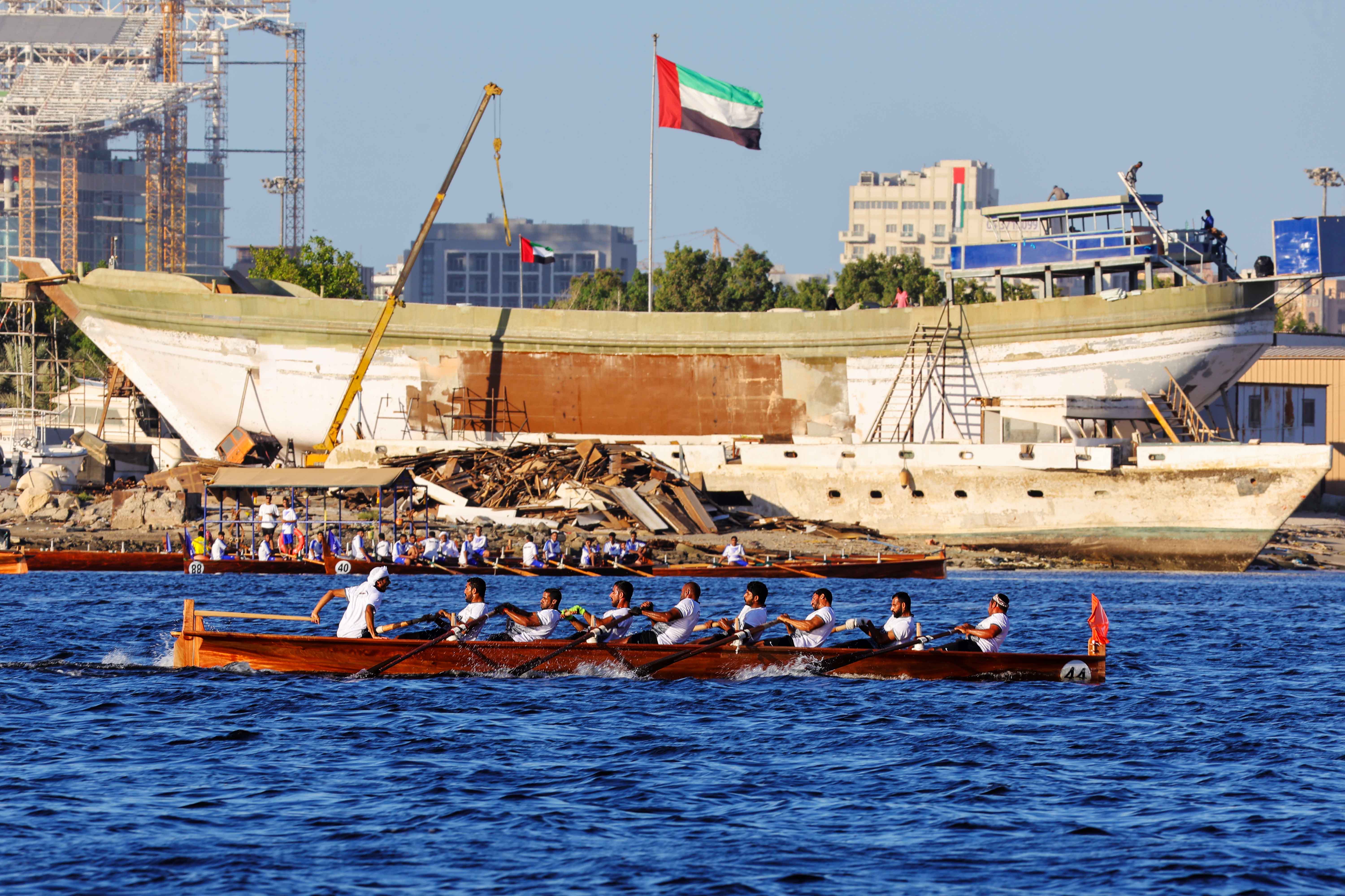 جانب من المنافسات