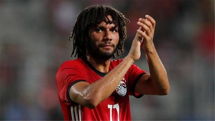 محمد النني يدعم مبادرة لمساندة عائلة لاعب فريق كفر الشيخ الراحل