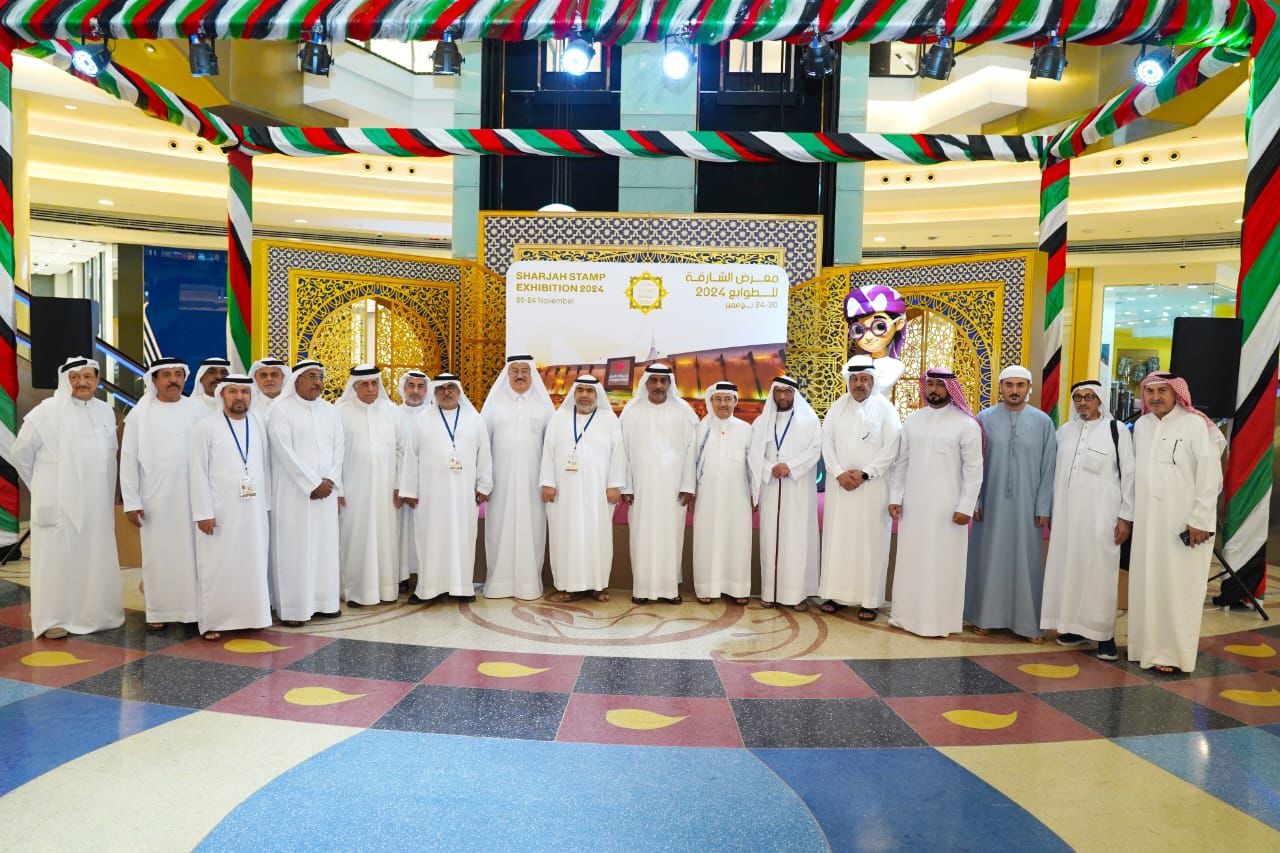 عبدالله خوري ومشاركون في المعرض