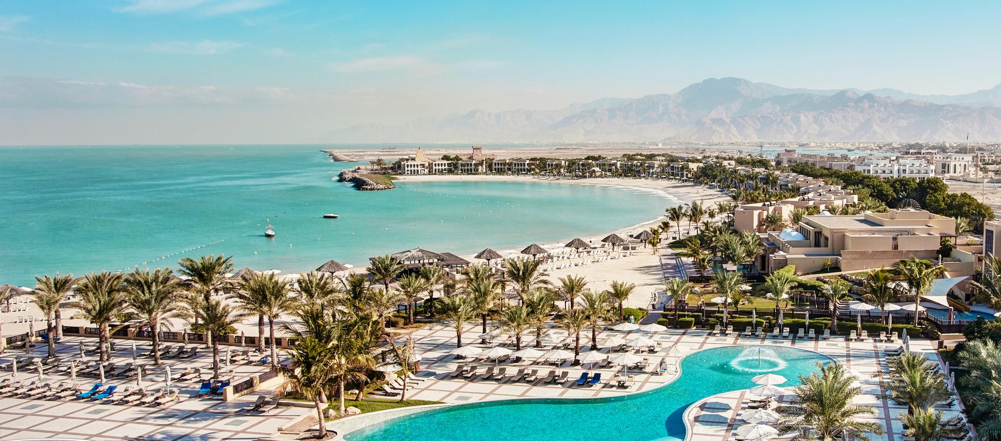 منتجعات وشواطئ
