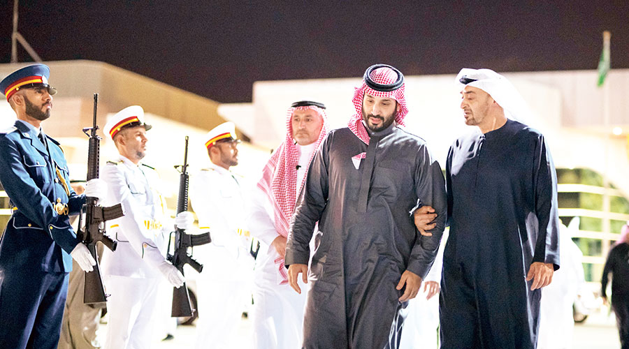 محمد بن زايد في حديث مع محمد بن سلمان
