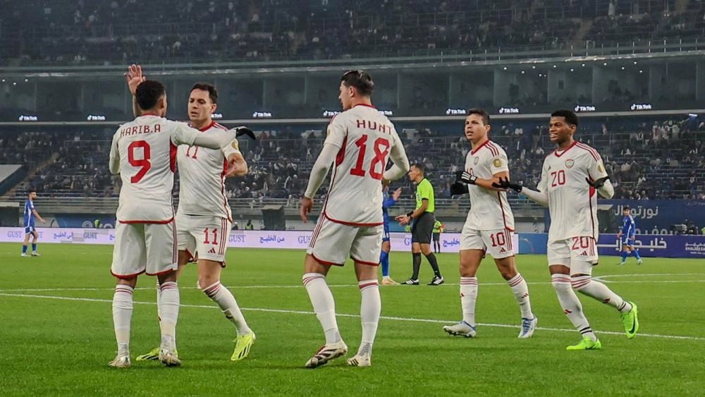 بث مباشر لمباراة الإمارات ضد عُمان في خليجي 26