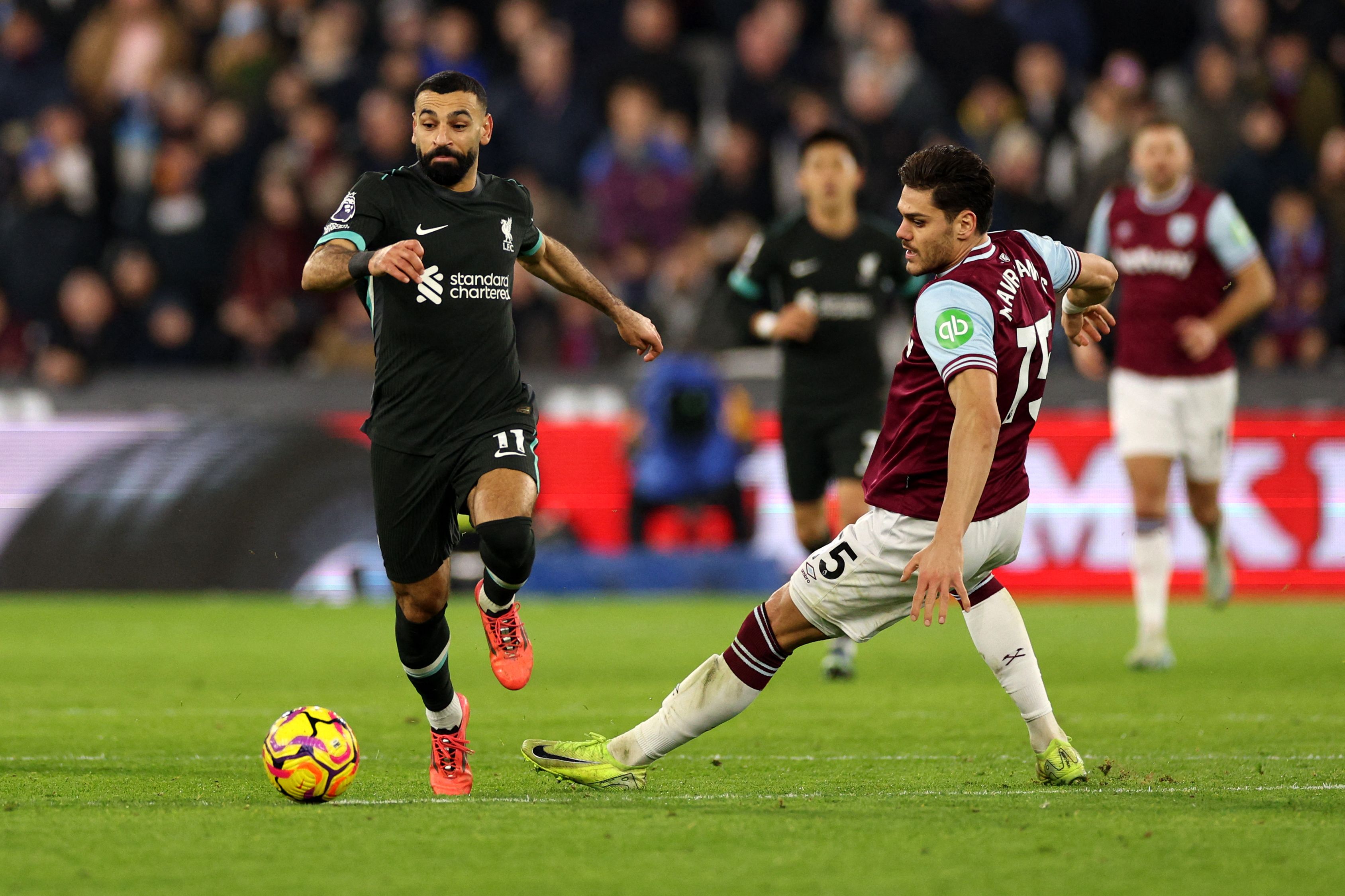 محمد صلاح خلال المباراة مع وست هام