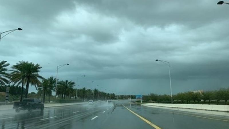 بشرى.. الأمطار تزور الإمارات السبت
