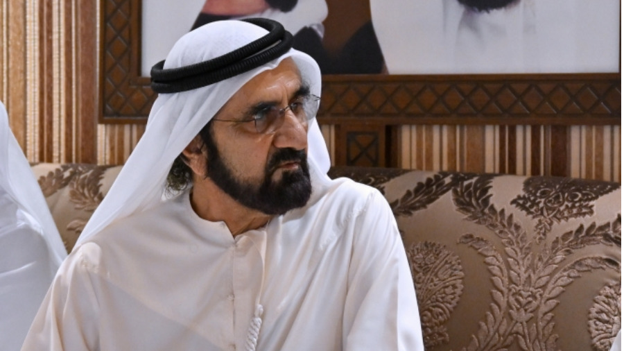 في حضرة محمد بن راشد.. يا كاتب التاريخ مهلاً