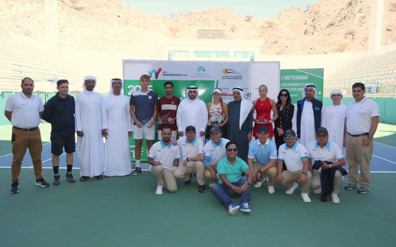  راشد الشرقي وبهروزيان مع الفائزين 