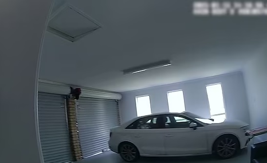 سيارة مسروقة