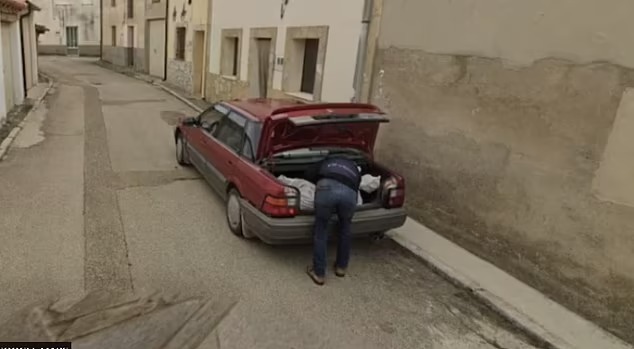 «كائنات فضائية وجرائم قتل».. خرائط «غوغل» تكشف غرائب وتفك ألغازاً