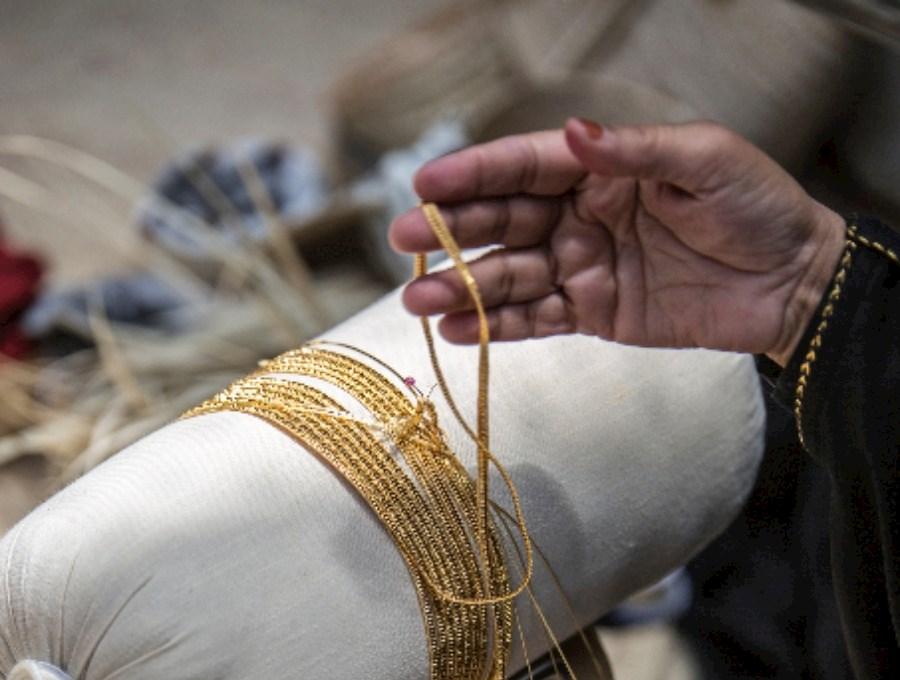 «التلي» قصة إماراتية تتألق في كل خيط