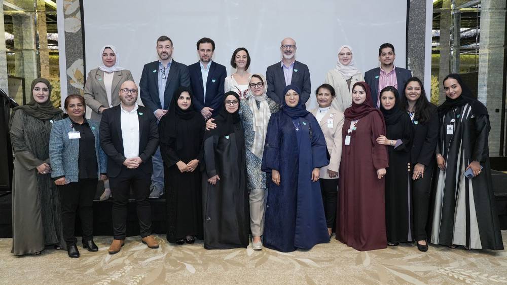 نخبة من المتخصصين الدوليين وممثلي المستشفيات الخاصة 