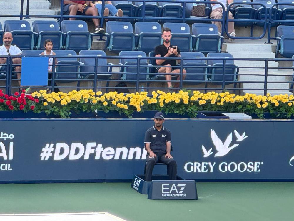 الريامي يتألق في بطولات التنس ويتطلع للعالمية