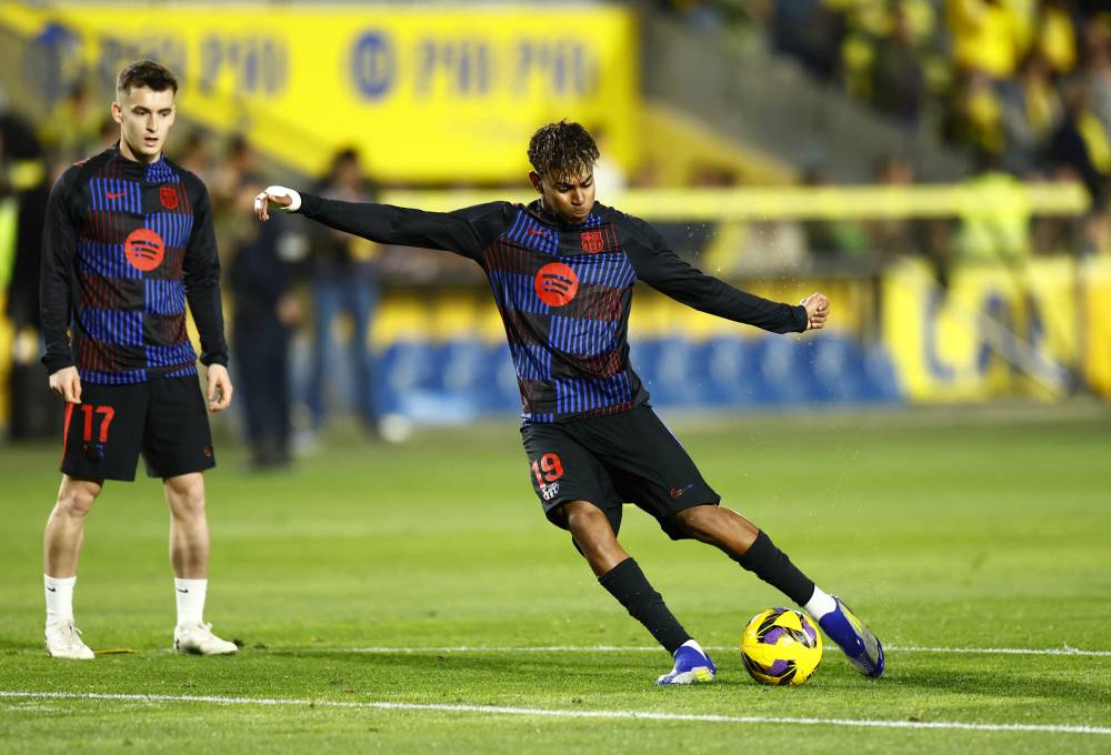 يامال في تمرينات برشلونة