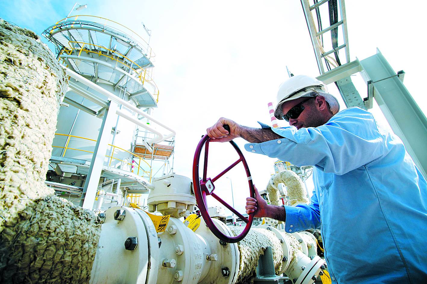 المخزونات الأمريكية قفزت إلى 533.6 مليون برميل الأسبوع الماضي (ا ف ب )